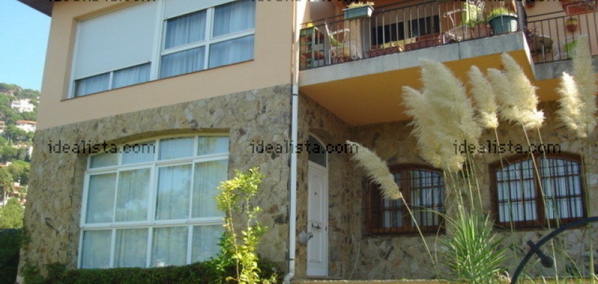 casa o chalet independiente en venta en calle súria, 5. lloret de mar